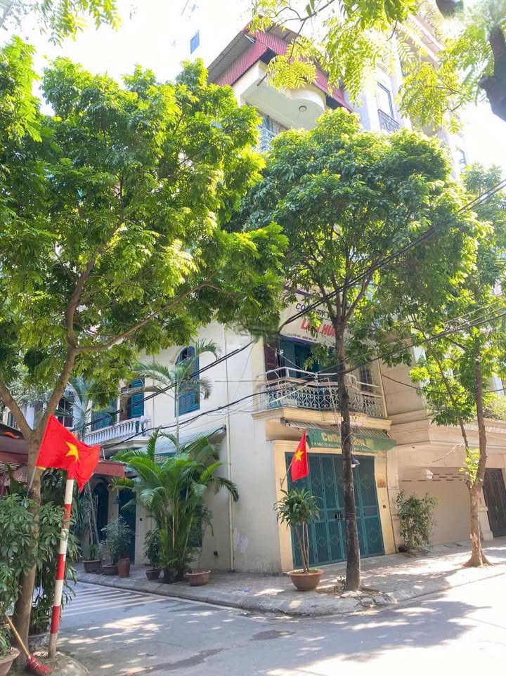 Nhà phố Kim Đồng, Phường Giáp Bát, 60m², Cho thuê làm văn phòng hoặc showroom - Vị trí đắc địa!