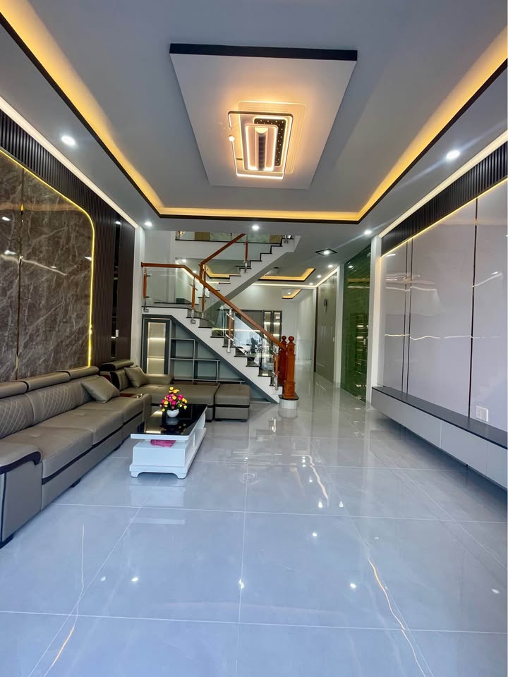 Nhà mặt tiền kinh doanh KP6 Trảng Dài 105m² giá 3.39 tỷ - Hướng Đông, sổ hồng riêng!