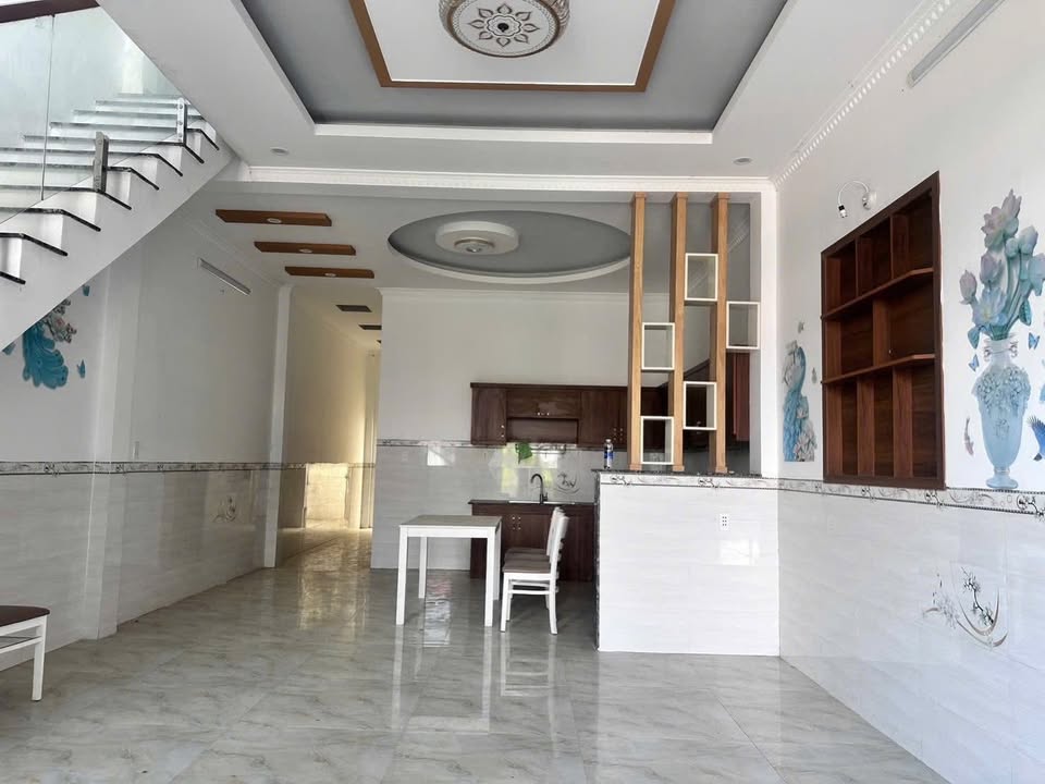 Nhà phố Biên Hòa 105m² giá 2 tỷ - Bán gấp chính chủ!