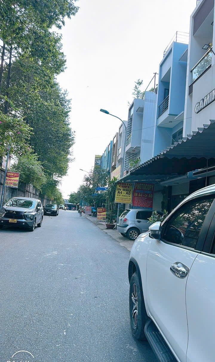 Nhà mặt tiền Phú Gia 2, Trảng Dài, 255m² giá 7.2 tỷ - Kinh doanh sầm uất!