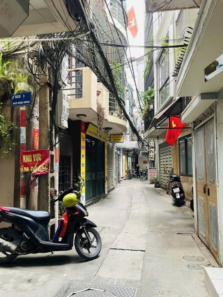 Nhà riêng Đình Đông, Bạch Mai 50m² giá 11 tỷ - Sổ đỏ chính chủ, ở luôn!