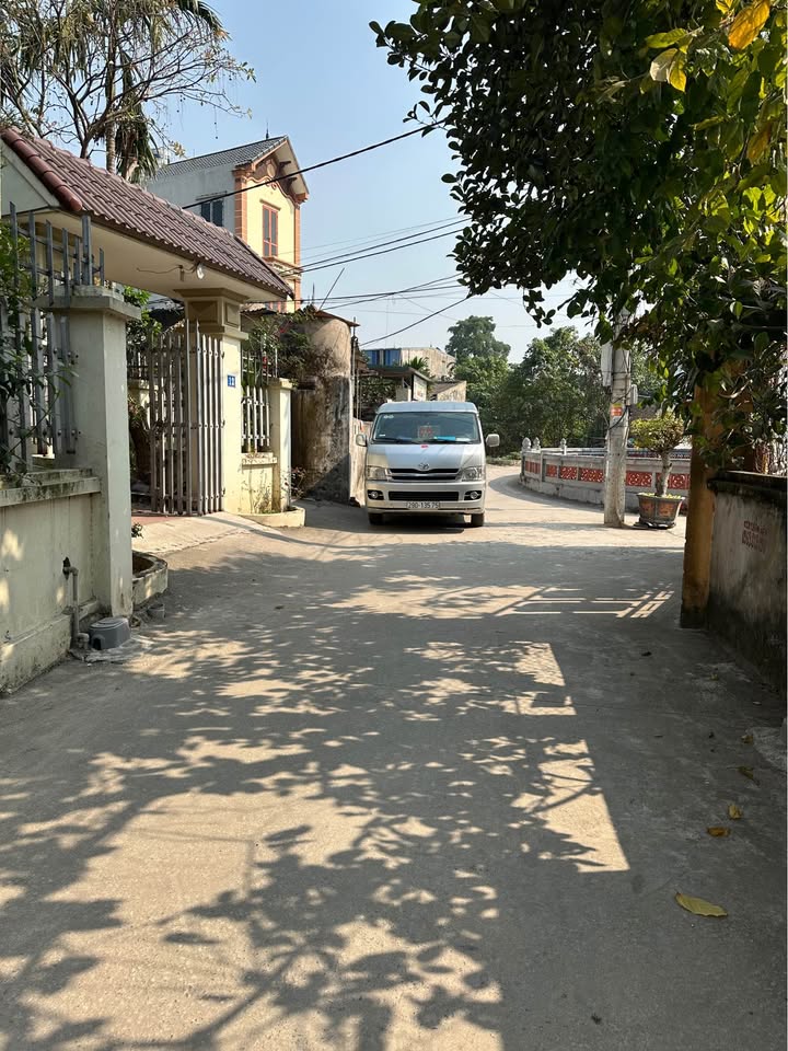 Đất Kiêu Kỵ – Gia Lâm 214m² giá 16.8 tỷ - Đường thông ô tô tránh