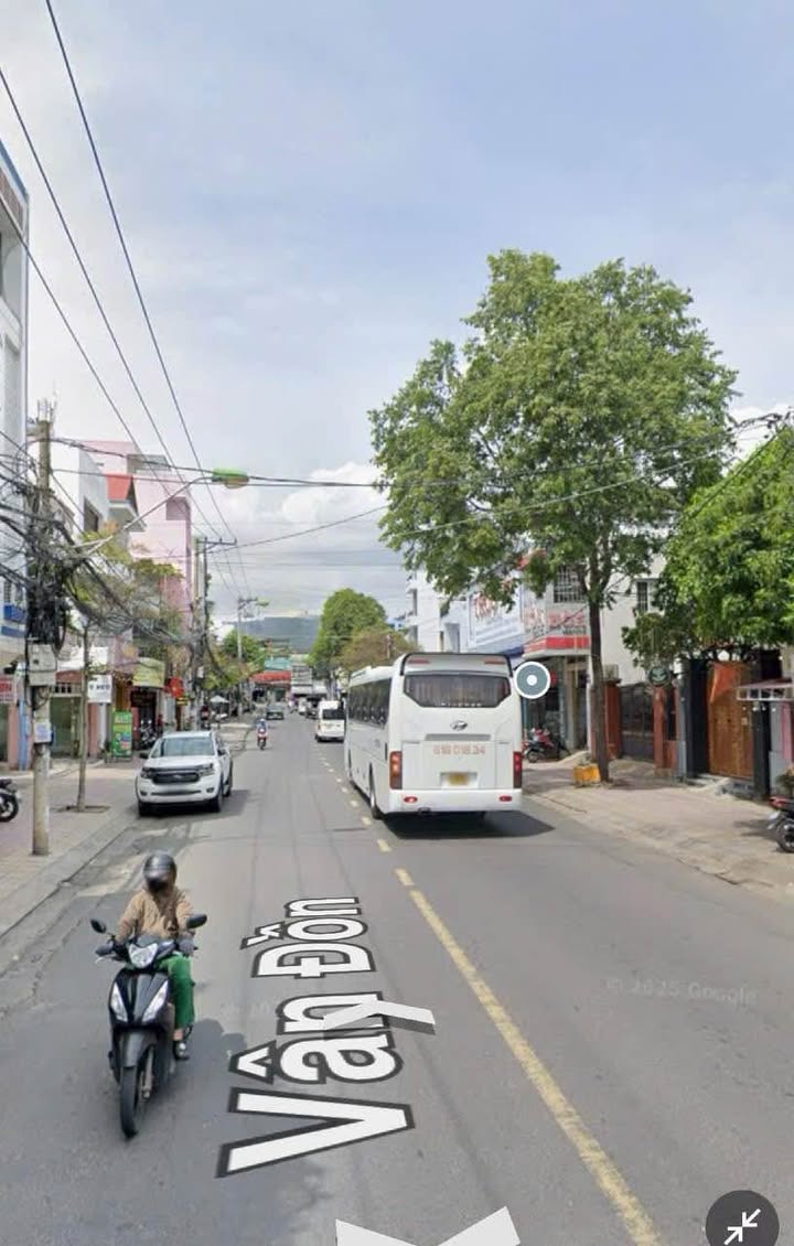 Nhà cấp 4 mặt tiền Vân Đồn Nha Trang 154m² giá 24 tỷ - Cơ hội đầu tư vàng!