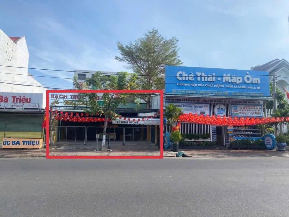 Cho thuê mặt bằng đường Võ Văn Kiệt 200m² giá 20 triệu - Đối diện công viên thoáng mát!