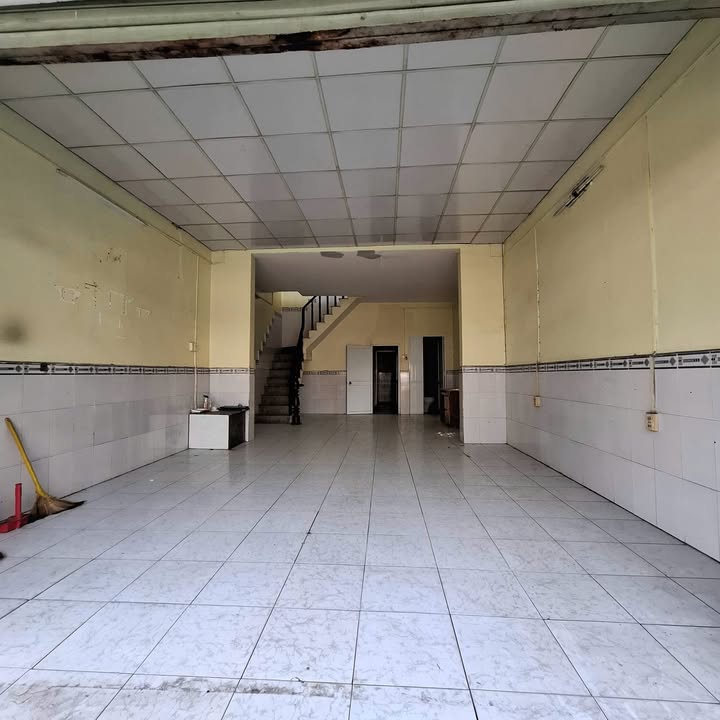 Nhà mặt tiền TTN02, Quận 12, 8 triệu - Kinh doanh sầm uất, giá tốt!