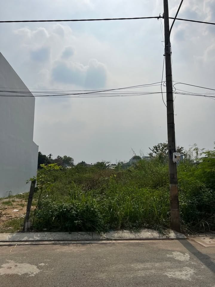 Đất phân lô Quận 9 - Bến Xe Miền Đông Mới 68m² giá 3.6 tỷ - Cơ hội đầu tư tuyệt vời!