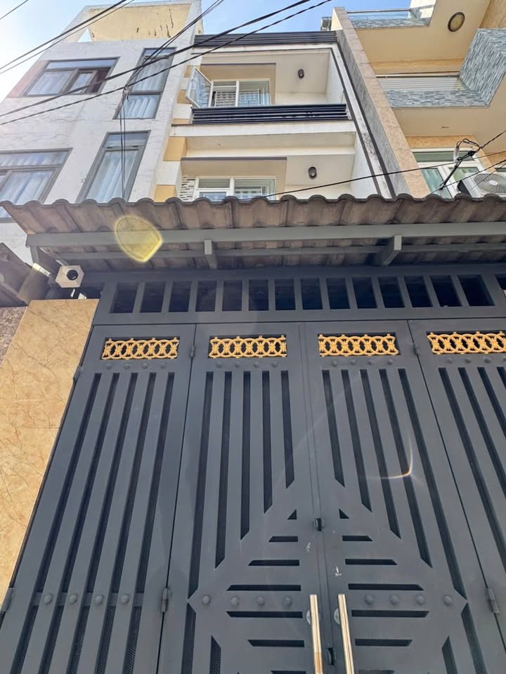 Nhà bán tại Phường 16, Gò Vấp 100m² giá 5.86 tỷ - Thiết kế hiện đại, thoáng mát!