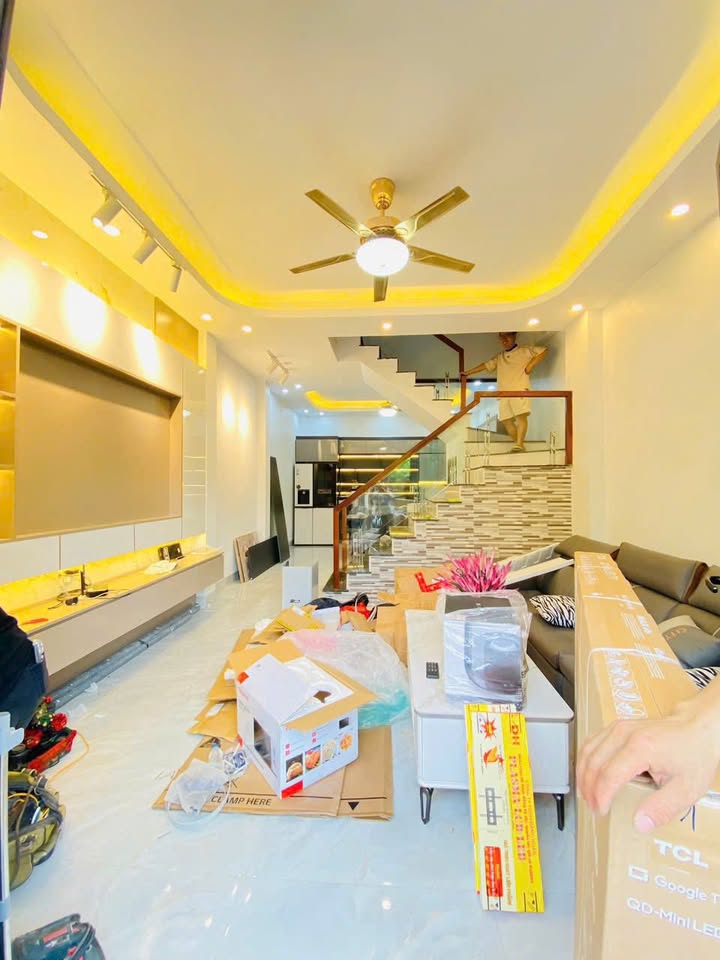 Bán nhà 3 tầng tại Kỳ Bá, Thái Bình 40m² giá 2 tỷ - Sẵn sàng vào ở ngay!