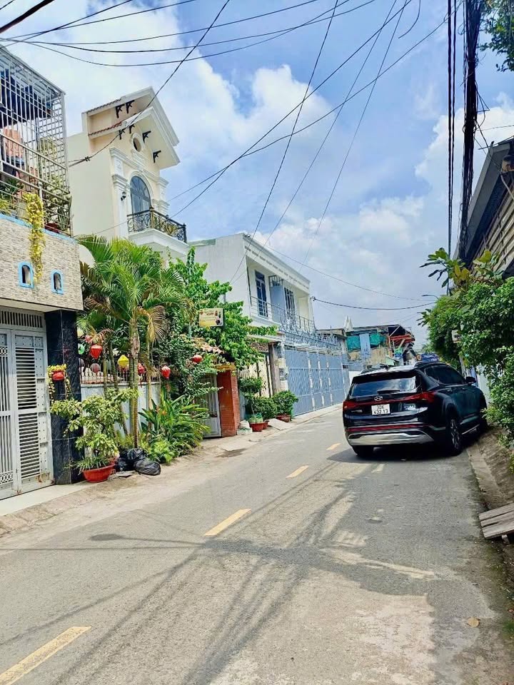 Bán nhà mặt tiền đường Tô Ký, Tân Xuân, Hóc Môn 60m² giá 4.3 tỷ - Kinh doanh thuận lợi!