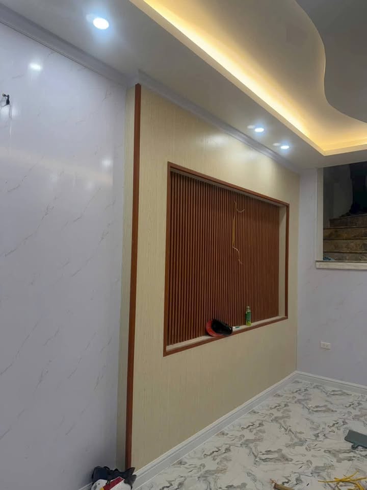 Nhà phố Quang Tiến, Đại Mỗ 41m² giá 7,5 tỷ - Đất vượng khí, gần chợ và trường học!