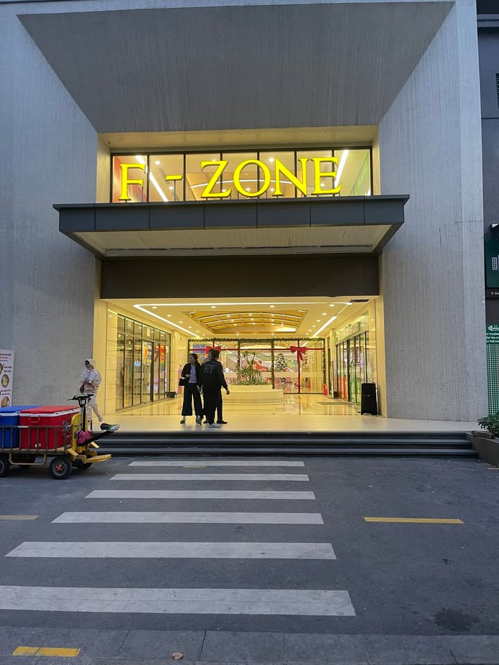 Cho thuê Front House tại Vinhomes Smart City Tây Mỗ 111m² - Vị trí đắc địa, sẵn sàng kinh doanh!