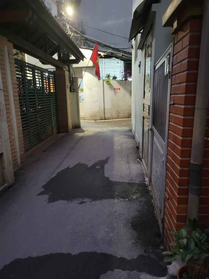 Nhà riêng Phường Mễ Trì, Quận Nam Từ Liêm 55m² giá thỏa thuận - Sổ hồng chính chủ, giao dịch ngay!