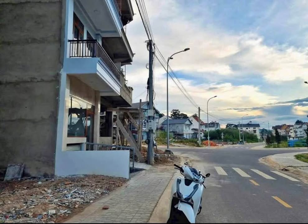 Cho thuê mặt bằng kinh doanh Phạm Hồng Thái 90m² giá 15 triệu - Vị trí đắc địa thuận lợi!