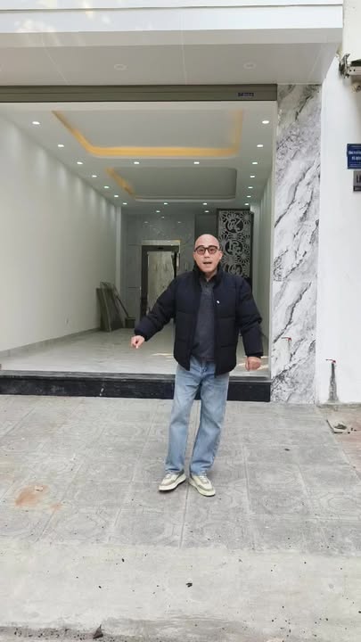 Nhà 7 tầng thang máy Kiến Hưng Hà Đông 50m² - Kinh doanh và ở ngay!