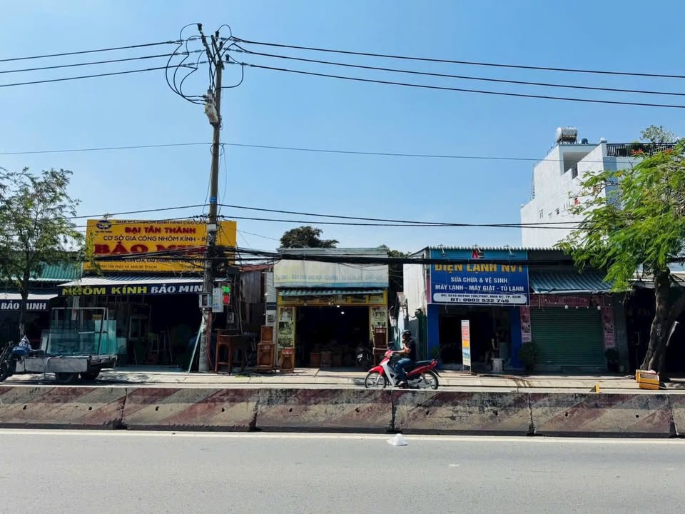 Nhà mặt tiền Huỳnh Tấn Phát, Nhà Bè 110.9m² giá 12.9 tỷ - Vị trí kinh doanh đắc địa!