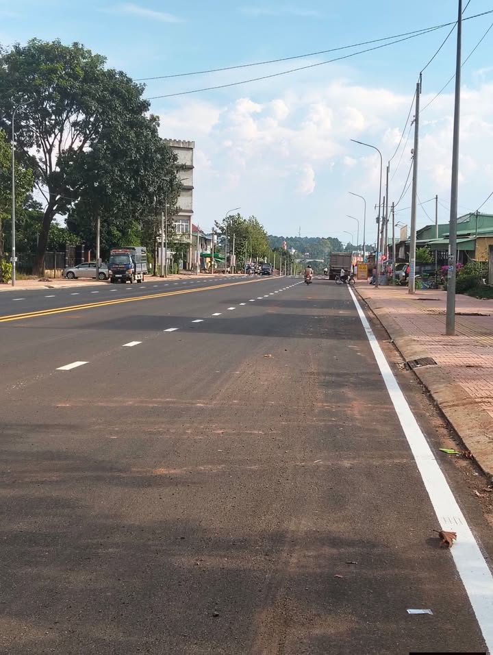 Đất nền thổ cư 300m² tại Đoàn Thị Điểm, Bình Long giá 3 tỷ - Sổ hồng chính chủ!