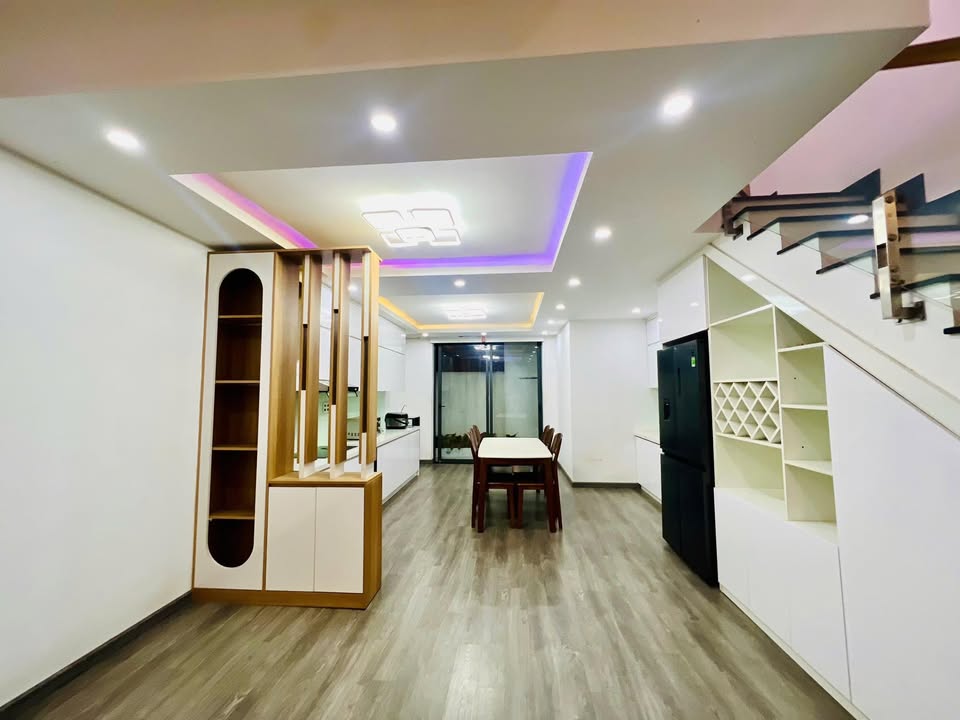 Bán nhà mặt tiền Phi Bình 6, Ngũ Hành Sơn 100m² giá 6.7 tỷ - Đầu tư sinh lời ngay!