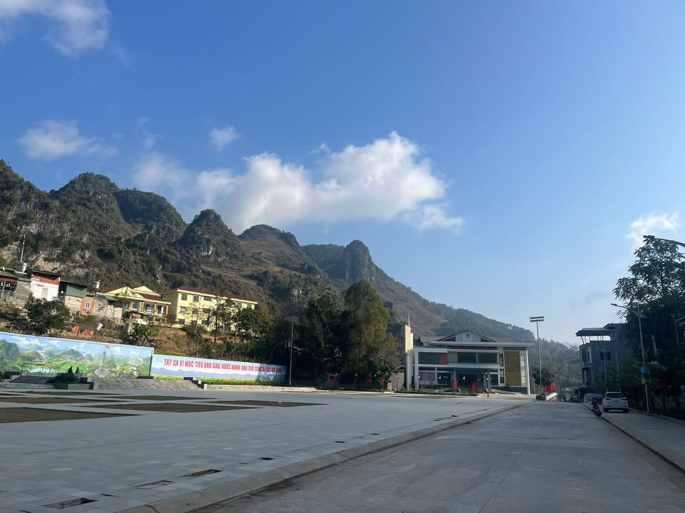 Nhà cấp 4 mặt tiền 5m tại Đồng Văn, 174m² giá 4.5 tỷ - Cơ hội đầu tư vàng!