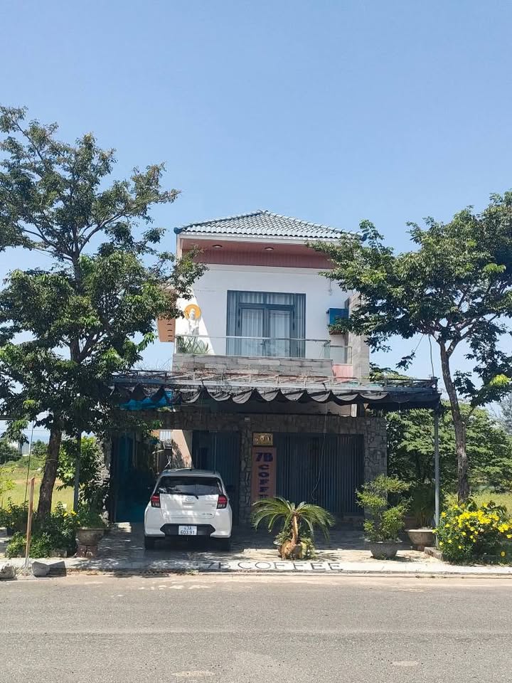 Biệt thự vườn mini Đà Nẵng 204m² giá 8.3 tỷ - Sát sông gần biển!