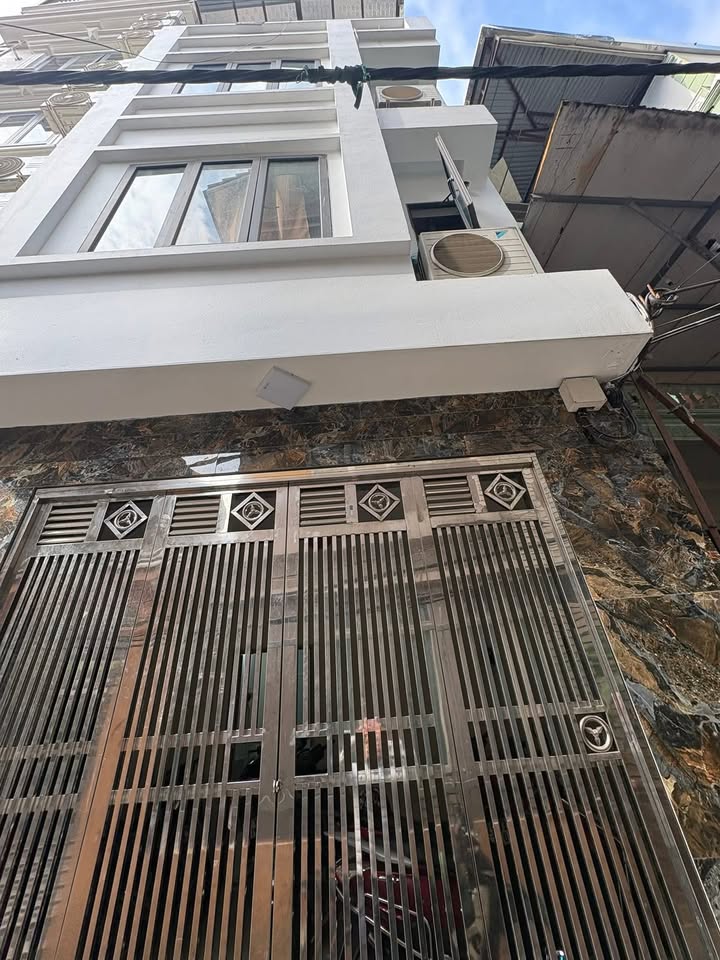 Nhà riêng Trần Cung, Bắc Từ Liêm 42m² giá 15.2 tỷ - Đầu tư sinh lời ngay!