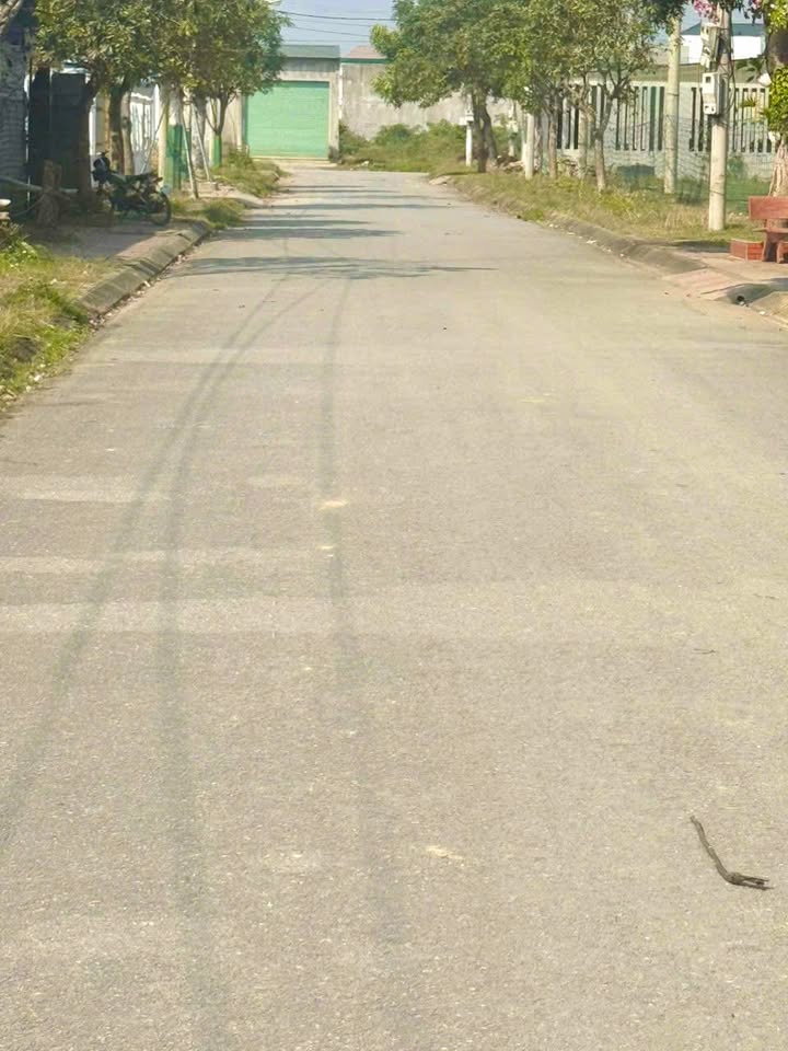 Đất nền KĐT Cầu Dâu - Tràng Sơn 150m² giá chỉ 2.1 tỷ - Cơ hội đầu tư tuyệt vời!