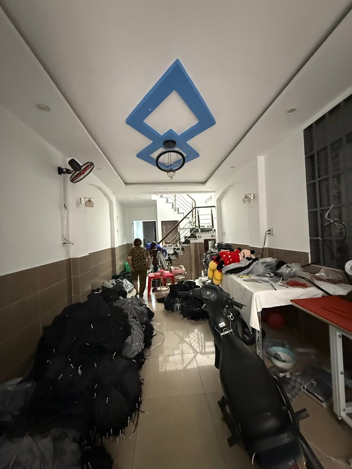 Căn hộ Chung cư Bàu Cát Tân Bình 1045m² giá 8 tỷ - Sẵn sàng vào ở ngay!