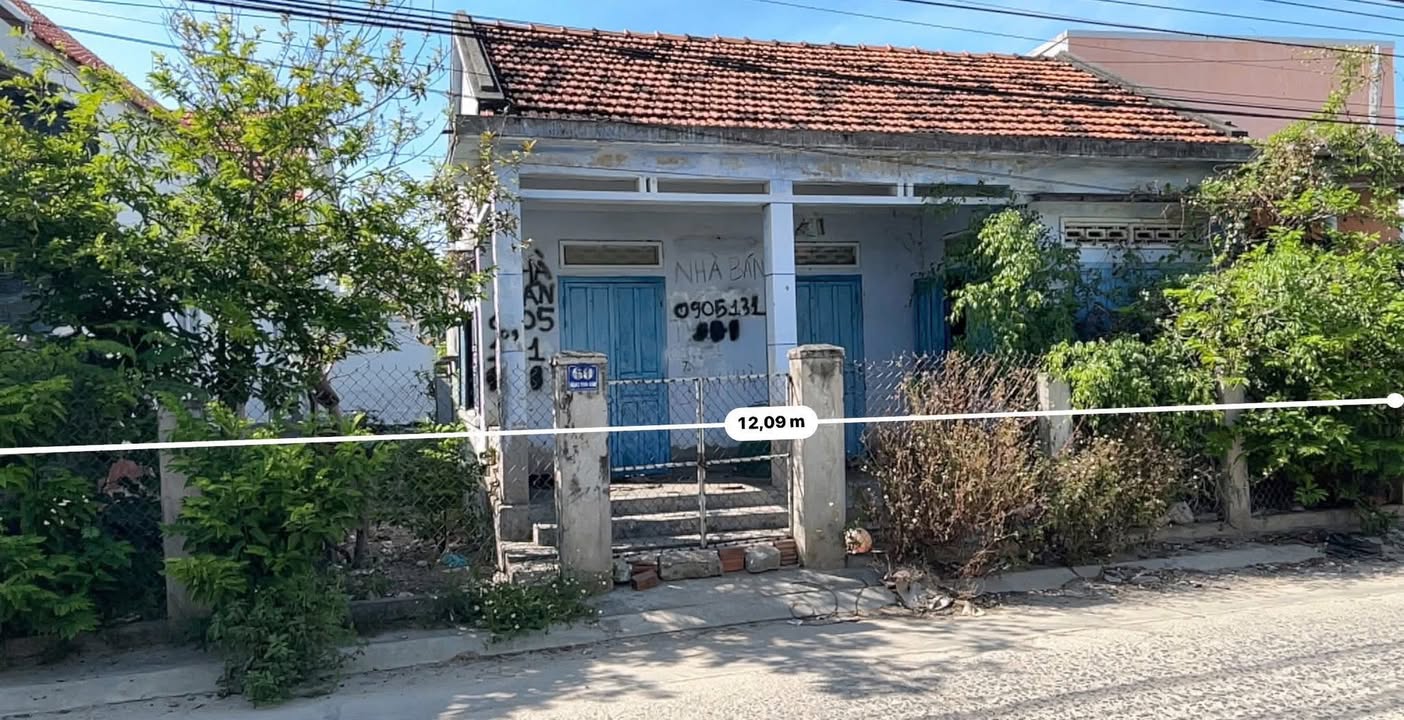 Nhà đẹp gần biển Dốc Lết, 179m² chỉ 1,x tỷ - Cơ hội vàng cho bạn!