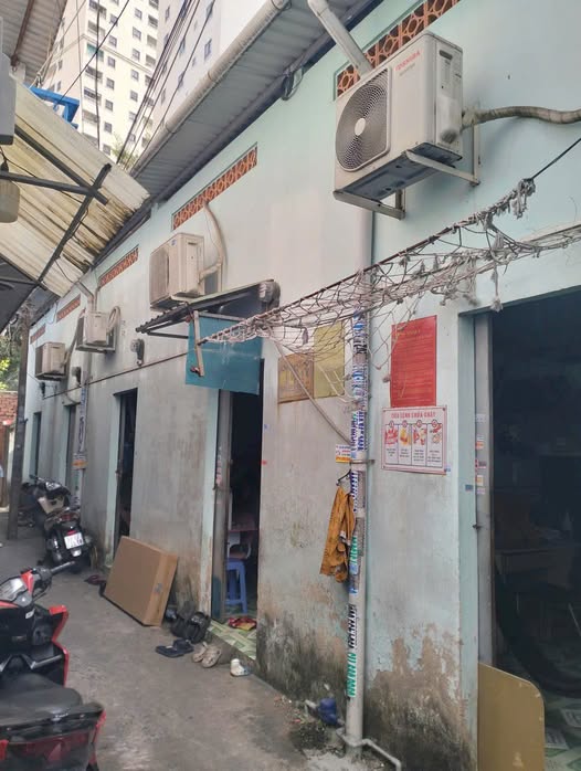 Dãy nhà trọ 1/ Cầu Kinh Tân Tạo A, 63m² giá 3.5 tỷ - Đầu tư sinh lời ngay!