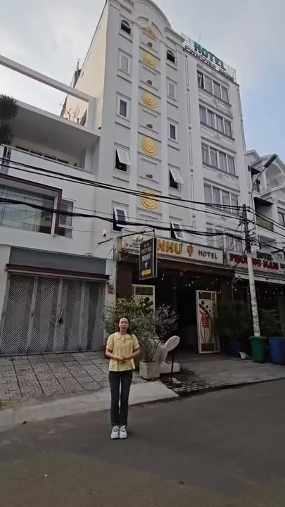 Khách sạn Như Ý Quận Bình Tân 132m² giá 24 tỷ - Dòng tiền 120 triệu/tháng