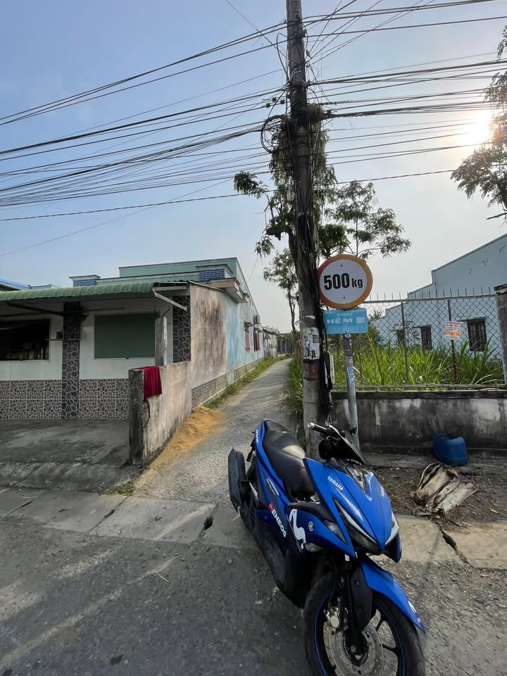 Nhà đẹp tại Xã Tân Thành, Huyện Gò Công Đông 425m² giá 900 triệu - Cơ hội đầu tư tuyệt vời!