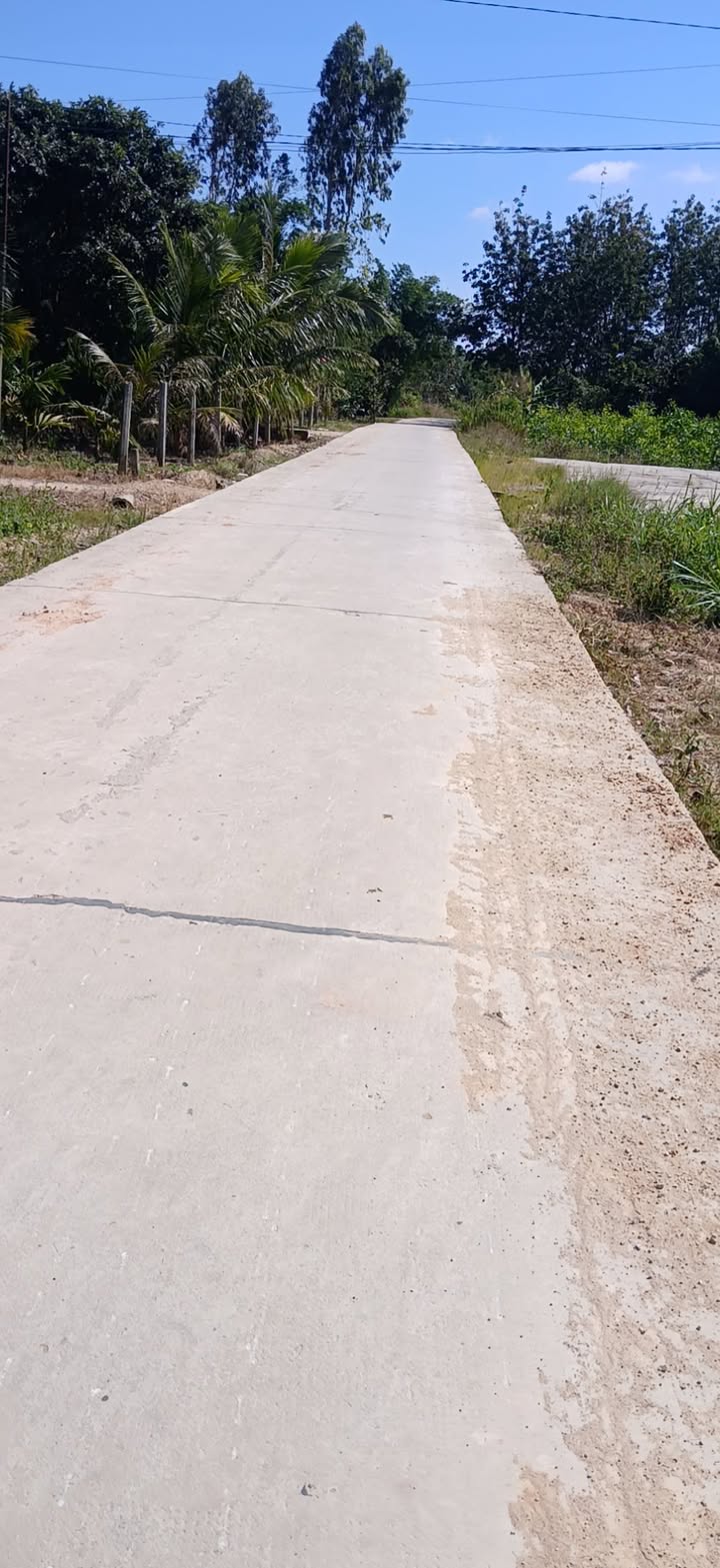 Đất nền Huyện Ea Kar 1000m² giá 3 tỷ - Đường nhựa 30 tháng 4 chỉ 200m!