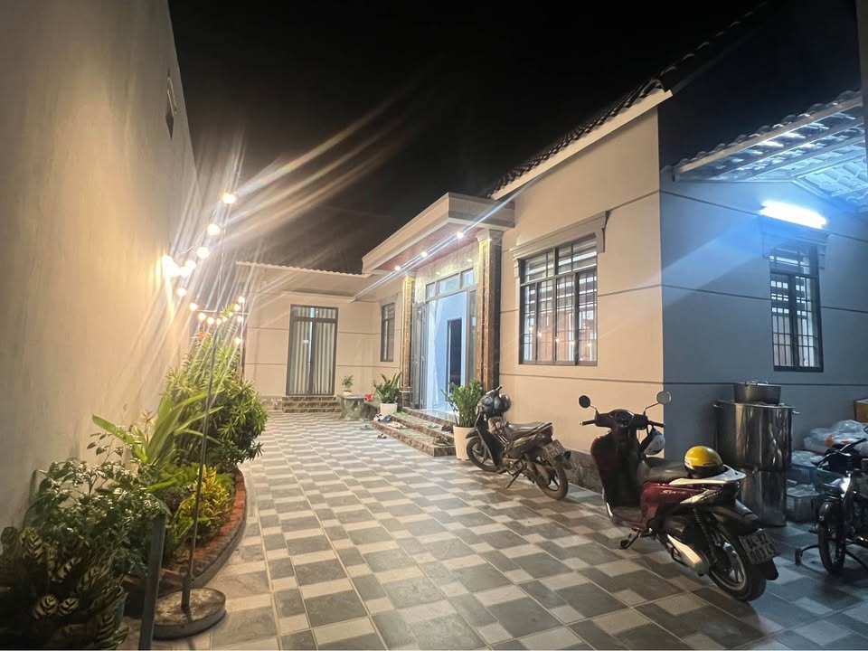 Nhà 3 phòng ngủ Phường 5 Trà Vinh 190m² giá 2.35 tỷ - Nội thất đầy đủ, chỉ cần vào ở!