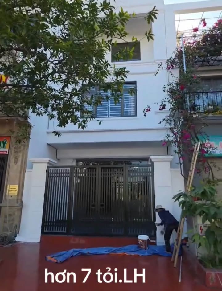 Bán Nhà 3 Tầng Khu Đô Thị Vựng Đâng - 82.5m² Giá 7 Tỷ - Chỉ Việc Về Ở Ngay!