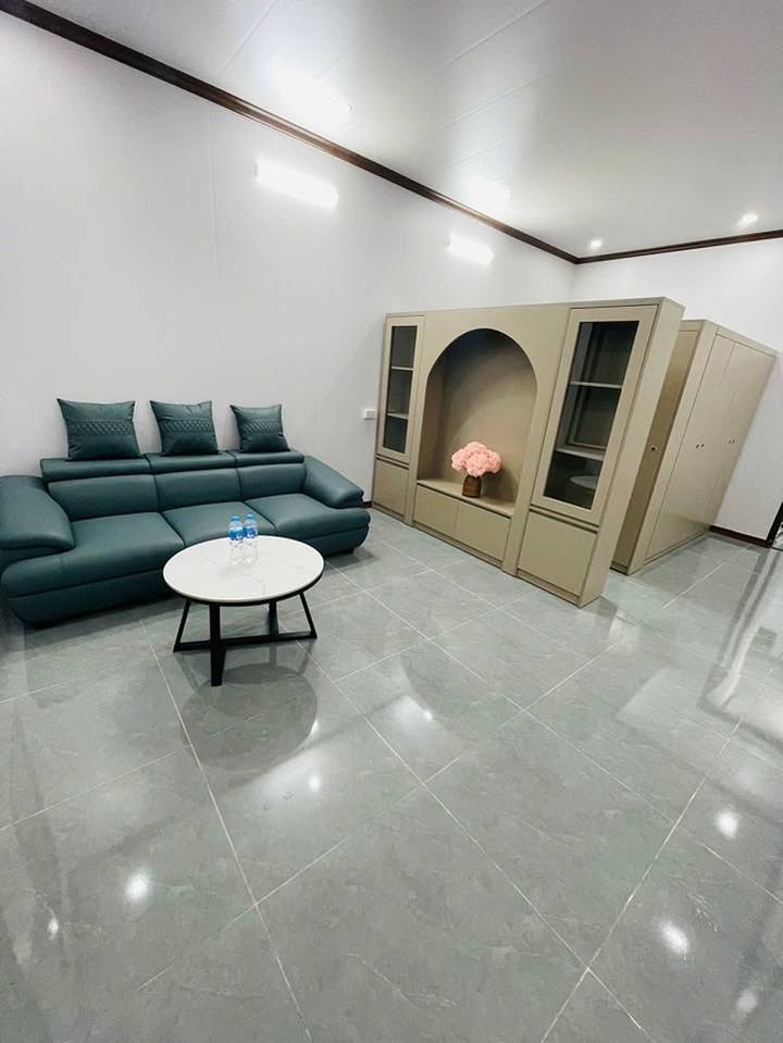 Nhà riêng Phường Cẩm Tây, TP Cẩm Phả 51.7m² giá 980 triệu - Full nội thất, ô tô đỗ cửa!