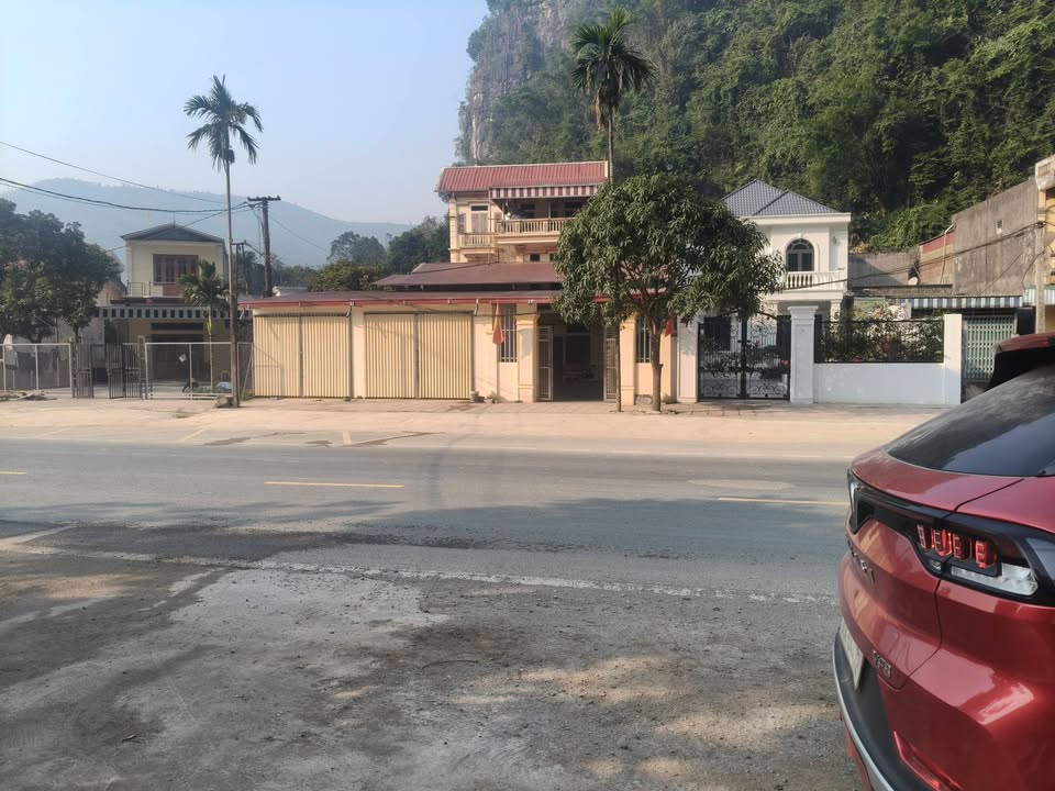 Đất mặt tiền QL6, Lương Sơn 140m² giá 2.1 tỷ - Cơ hội đầu tư tuyệt vời!