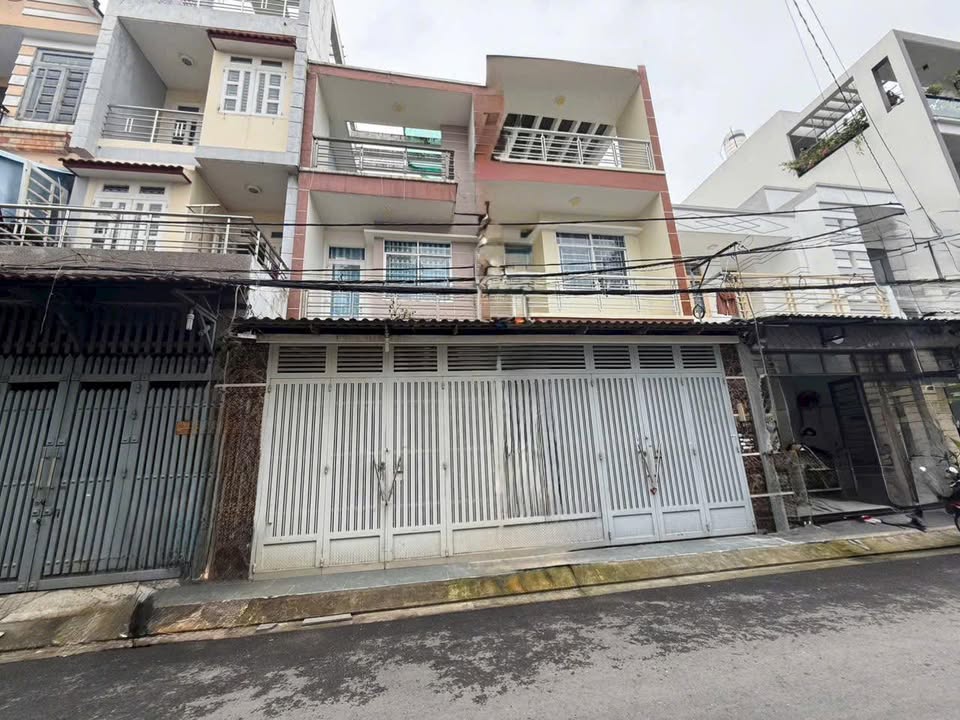 Nhà phố 3 tầng Hẻm nhựa 8M Phường Bình Hưng Hòa 152m² giá 13.5 tỷ - Pháp lý sổ hồng chính chủ!