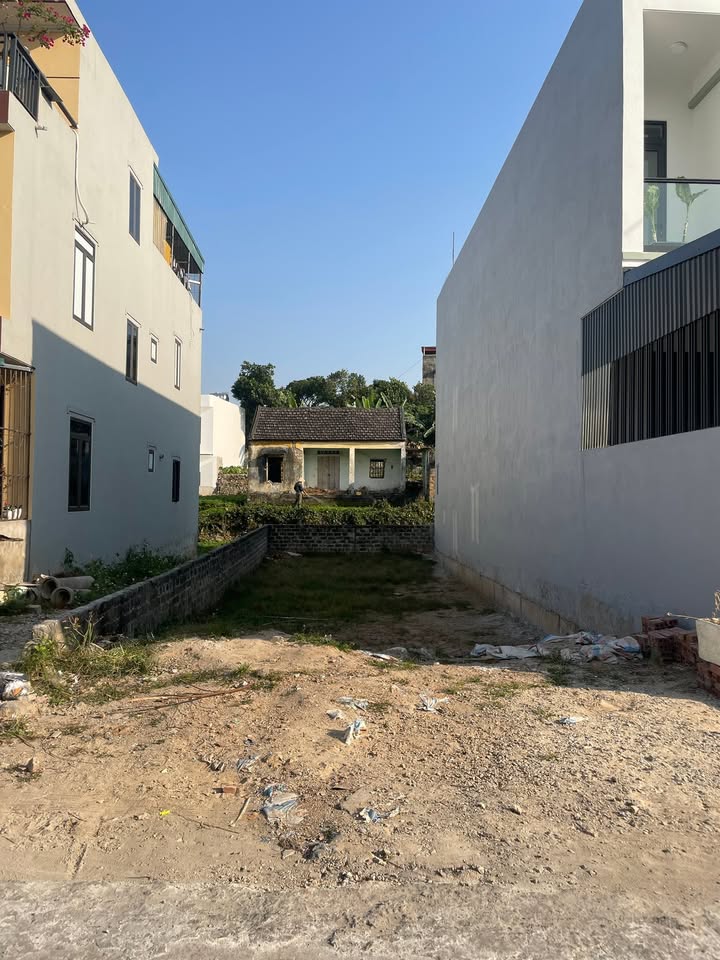 Đất nền khu 8 Thanh Sơn, Uông Bí 136m² giá 1.6 tỷ - Đầu tư sinh lời ngay!