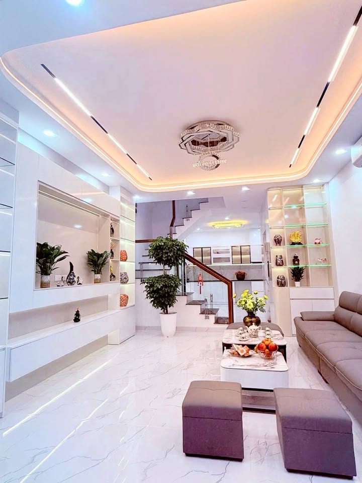 FrontHouse Phường Khương Trung, Quận Thanh Xuân 68.4m² giá 19 tỷ - Kinh doanh sầm uất!