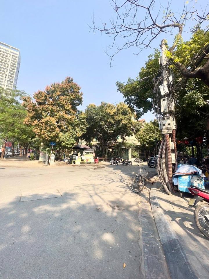 Nhà Xuân La - Tây Hồ 35m² giá 7 tỷ - Lô góc kinh doanh nhỏ, sổ đỏ sẵn