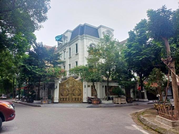 Lô góc 3 mặt tiền Phường Lĩnh Nam 107m² giá 40 tỷ - Đầu tư sinh lời tuyệt vời!