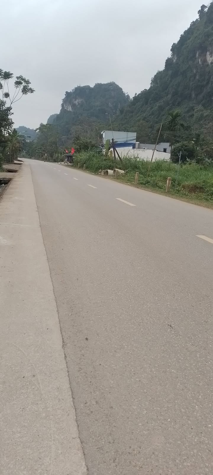 Đất nền Lâu Vôi, Đống Đa, 700m² giá 7 tỷ - Đầu tư sinh lời hấp dẫn!