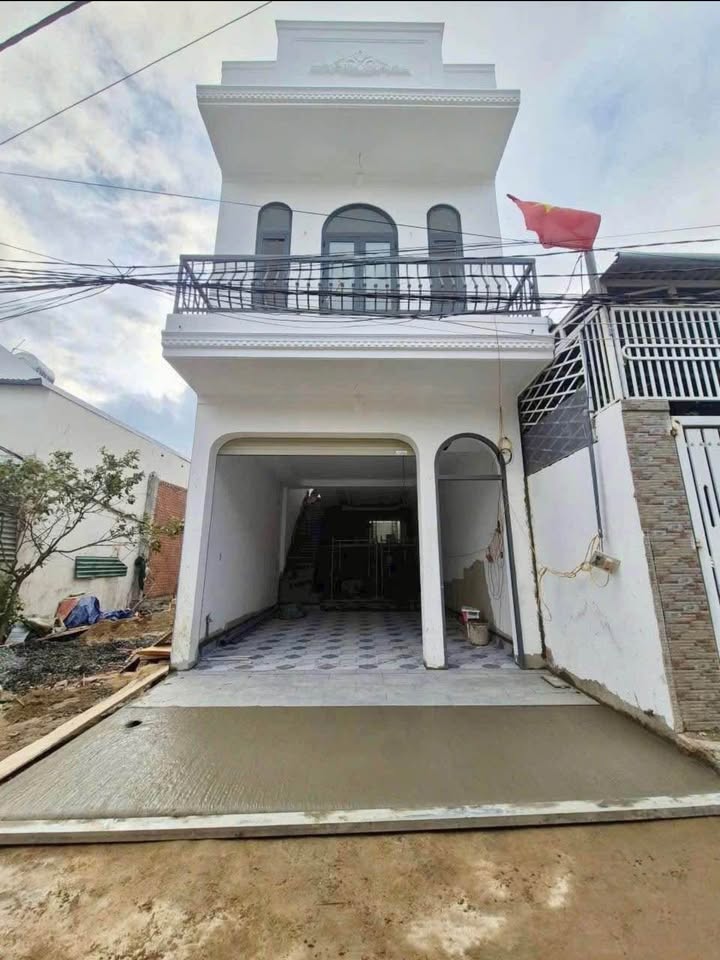 Nhà mới xây tại A Ma Khê, Buôn Ma Thuột - 90m² giá 4.35 tỷ - Sẵn sàng vào ở!