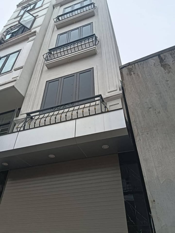 Nhà phố Kiến Hưng, Hà Đông 33m² giá 7 tỷ - Kinh doanh sầm uất, ô tô đỗ cửa!