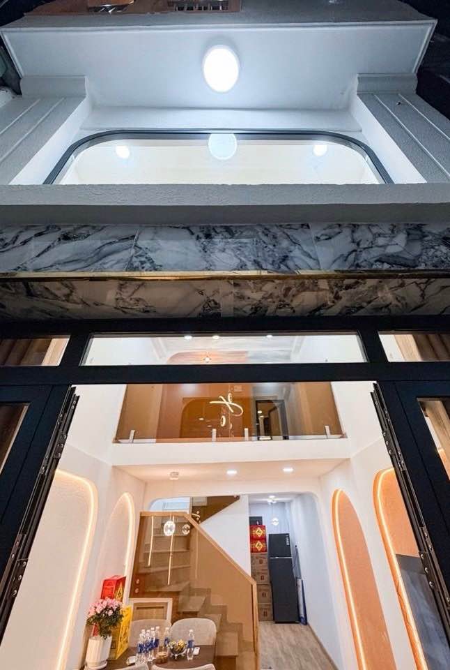 Nhà đẹp 3 tầng Bình Thạnh 28m² giá 5 tỷ - Sẵn sàng ở ngay!