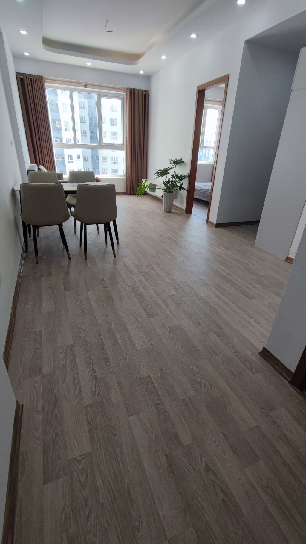 Căn hộ 66m² KĐT Thanh Hà giá 3.55 tỷ - Full nội thất, view hồ thoáng mát!