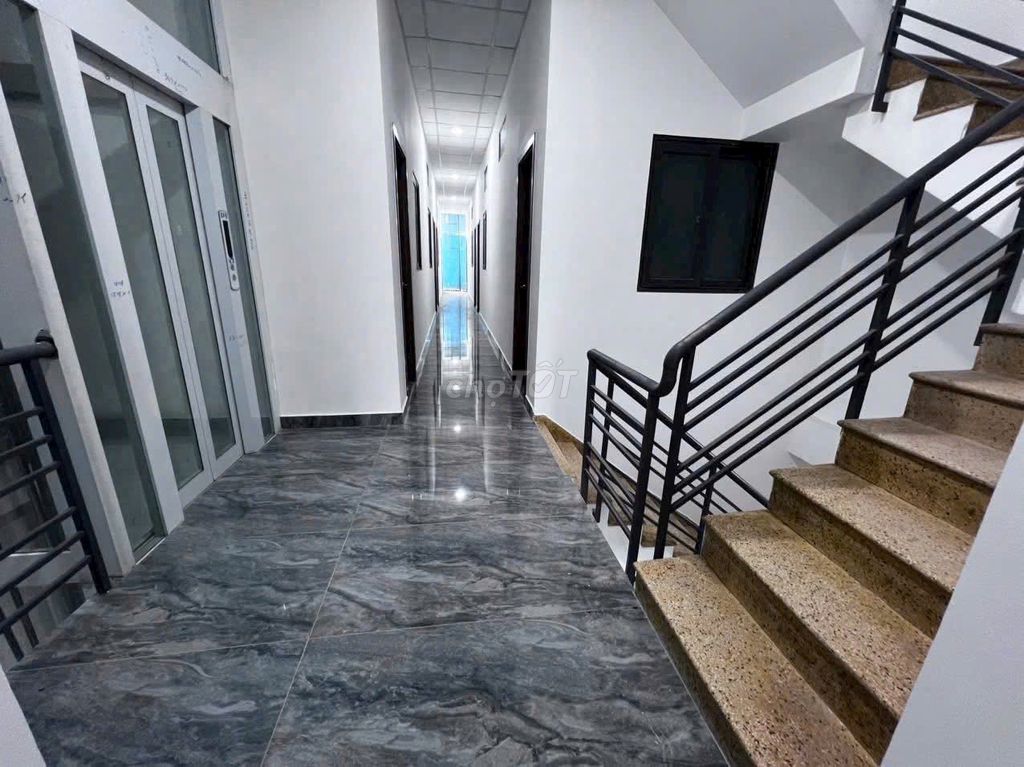 Phòng cho thuê tại Quận 7, 25m², giá chỉ 3.5 triệu - Nội thất đầy đủ, nhận xe điện và nuôi thú cưng!