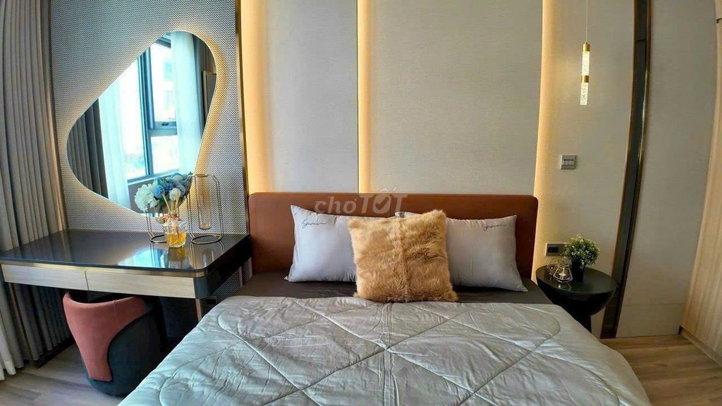 Căn hộ Starhill Quận 7 94.5m² giá 22 triệu - Nhà mới, full nội thất cao cấp!