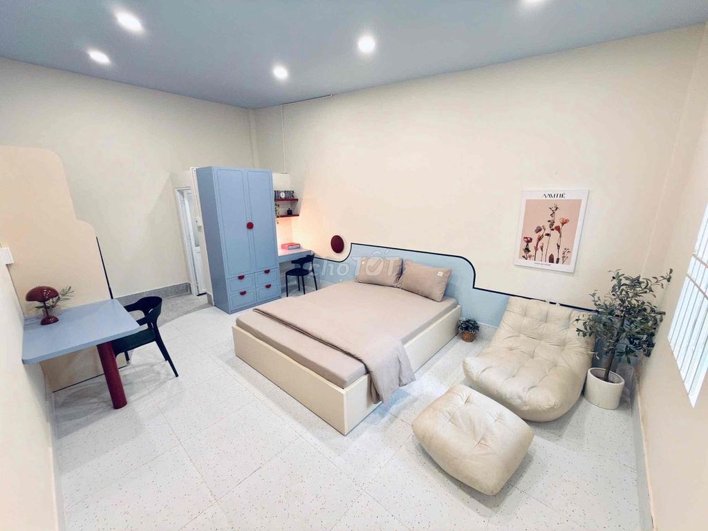 Phòng Studio Hồng Xinh Thủ Đức 30m² giá 4.7 triệu - Không gian thoáng đãng, đầy đủ nội thất!