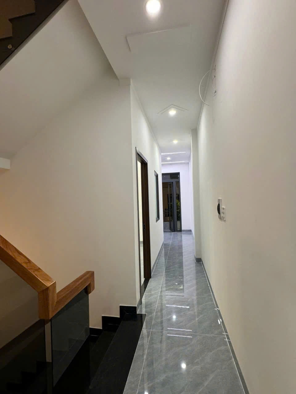 Nhà phố Bình Chánh 64m² giá 2.5 tỷ - Tiện ích đầy đủ, chính chủ bán gấp!