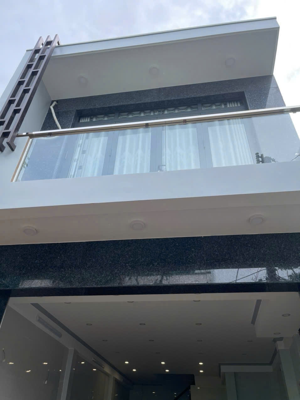 Nhà góc mặt tiền Đề Thám, Tân An, Ninh Kiều 57m² giá 20 triệu - Kinh doanh ẩm thực lý tưởng!